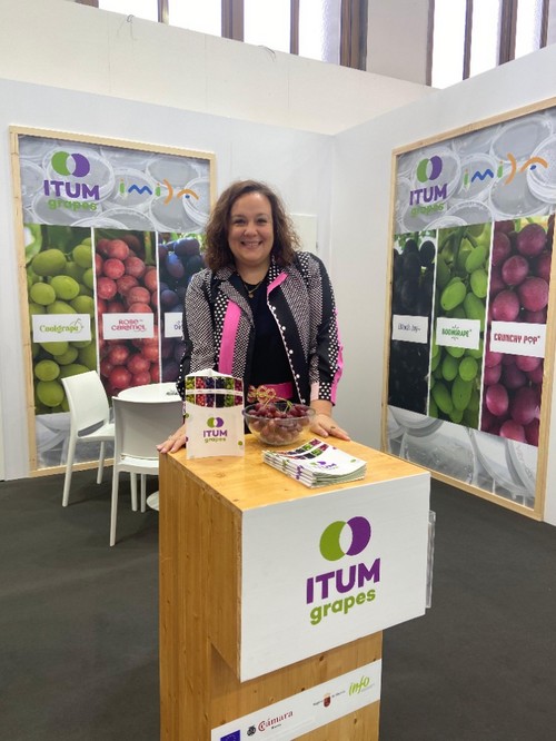 Mari Ángeles Cascales, management ITUM Grapes/ IMIDA Murcia.