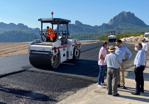 La Comunidad invierte 360.000 euros en reparar dos caminos rurales del término municipal de Cieza