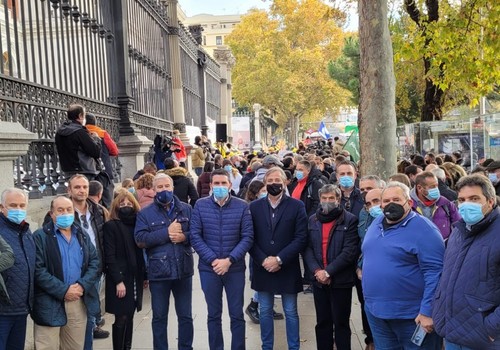 Antonio Luengo participa en Madrid en la manifestación en defensa del sector agrario y reclama “precios justos y ayudas para garantizar la supervivencia de los agricultores y ganaderos”