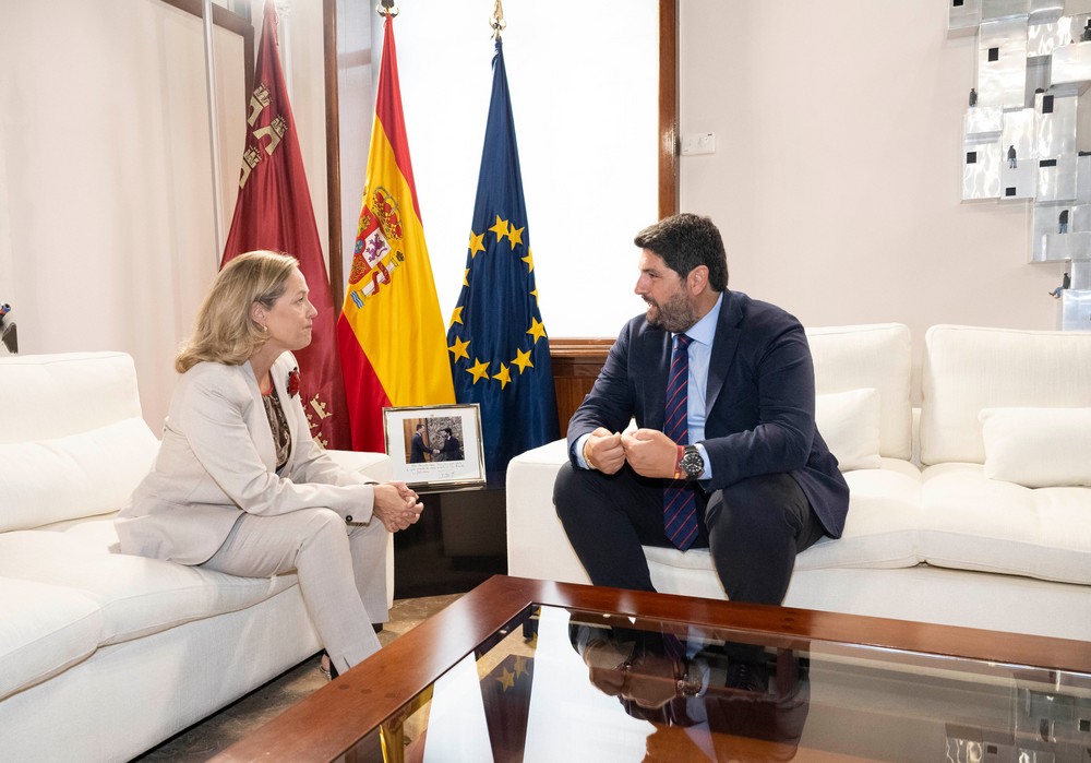 López Miras pide a Calviño que la Región de Murcia reciba fondos del PERTE agroalimentario “acordes con nuestro potencial en el sector”